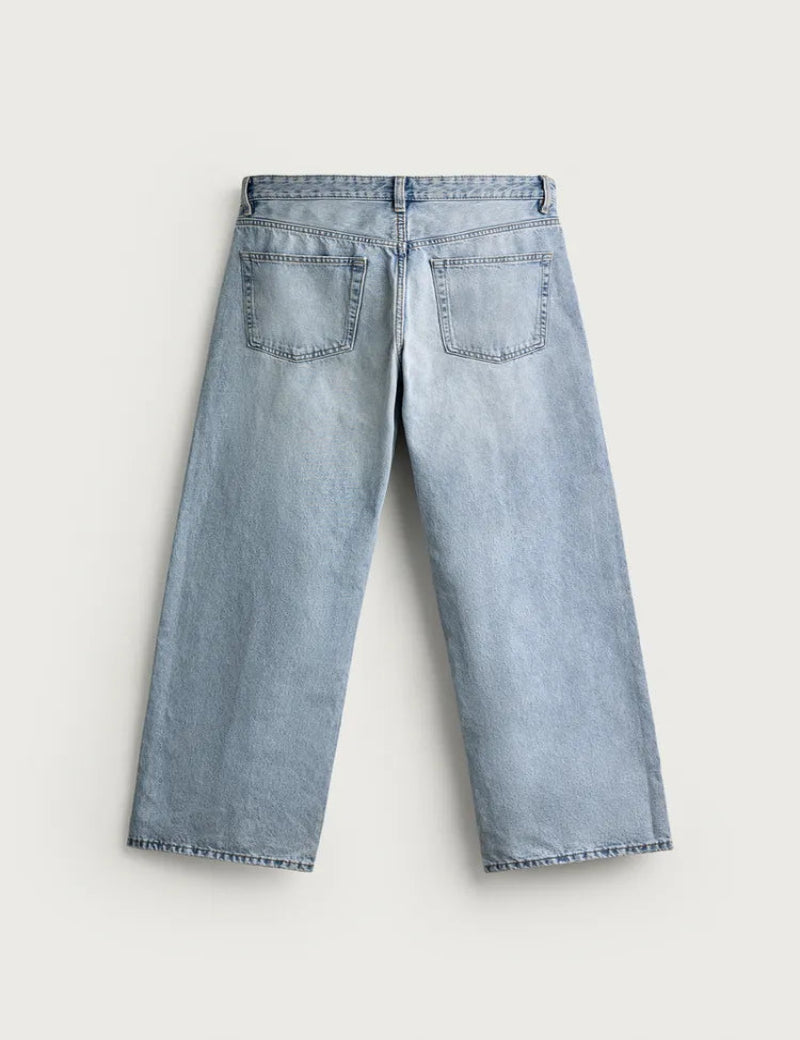Low-waist  jeans