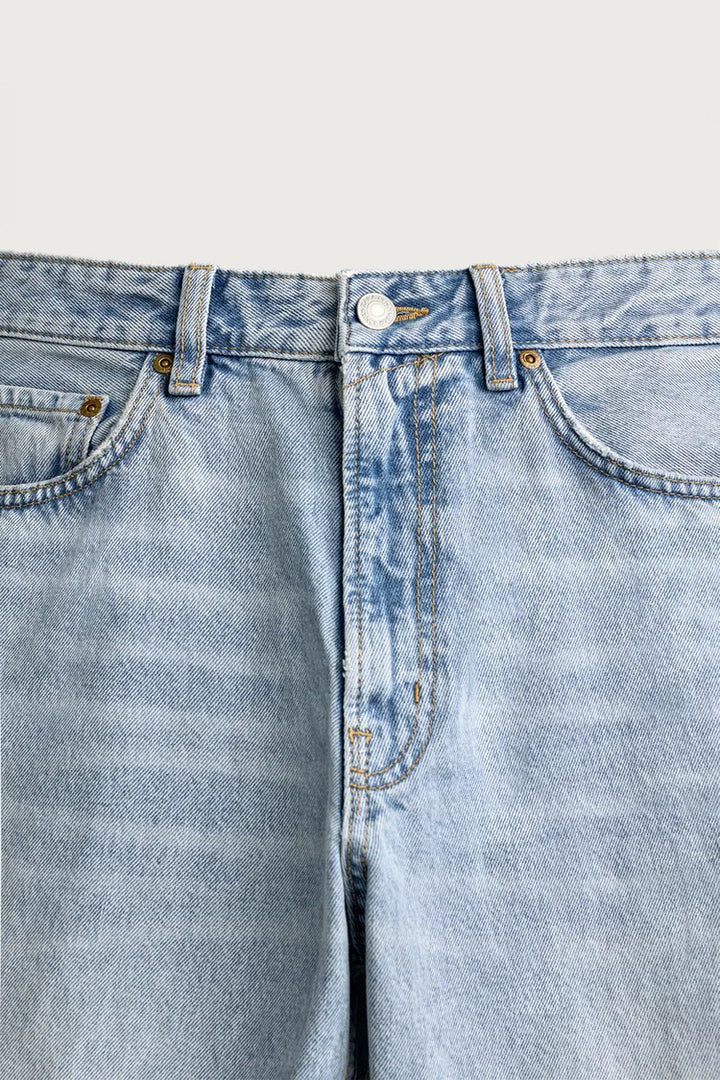 Low-waist  jeans