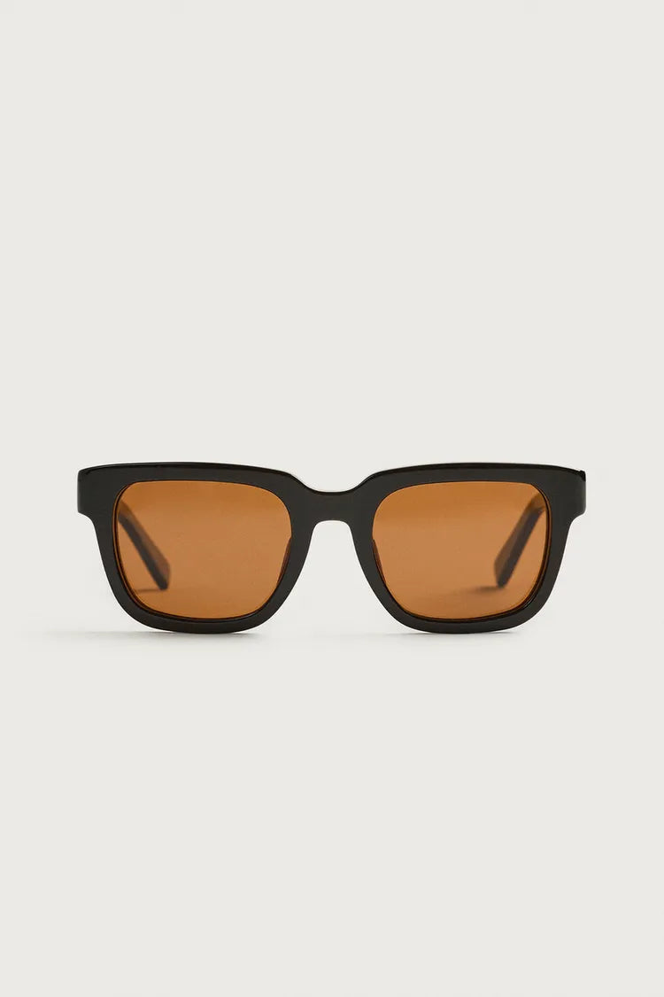 SQUARED SUNGLASSES