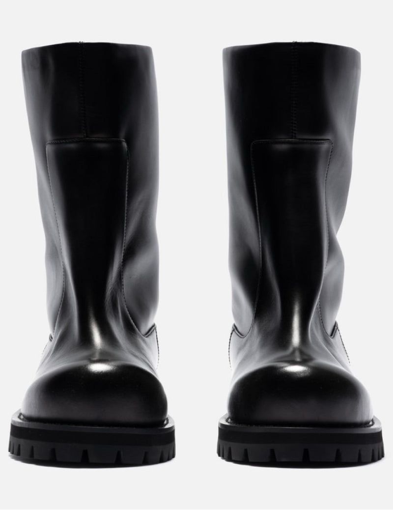 Distressed Shaft Boots