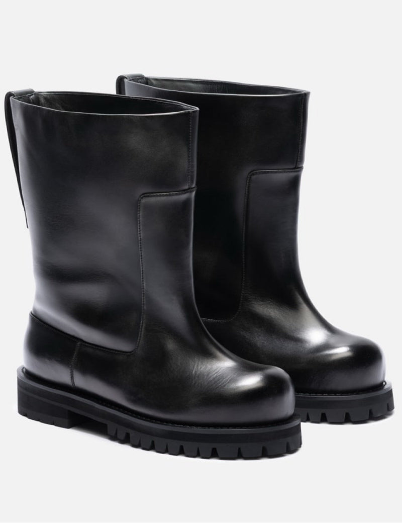 Distressed Shaft Boots