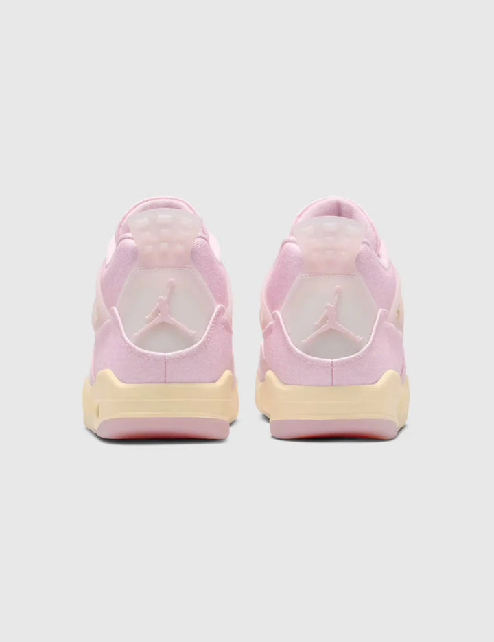 Air Jordan Retro 4