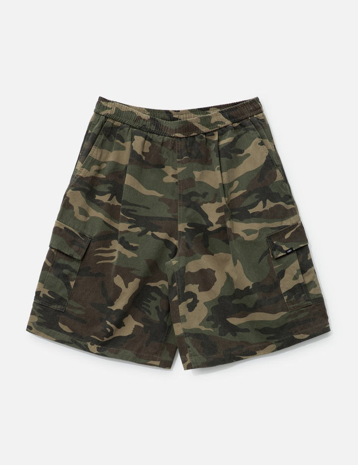 Wide Cargo Shorts